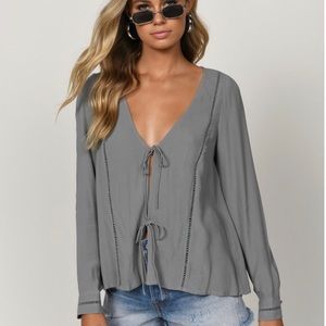 NWT Tobi REBECKA OLIVE TIED BLOUSE